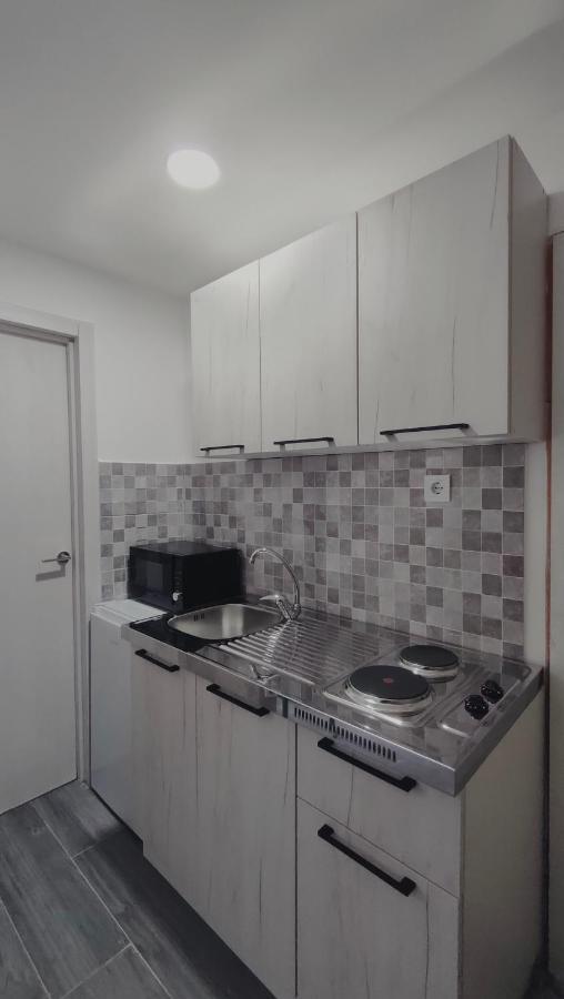 Vucinic Studio Apartment 센틴제 외부 사진